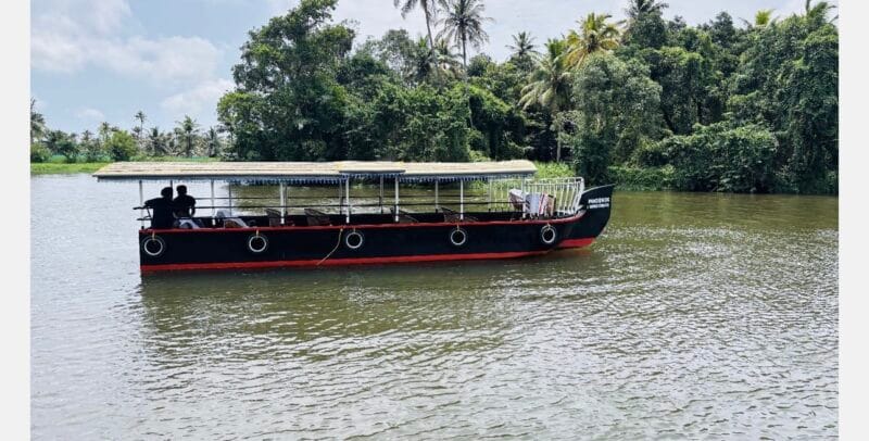 Phoenix Shikara Boat Service Kumarakom