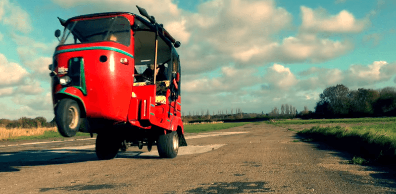 Modified Rickshaw (With Minigun Turrets)